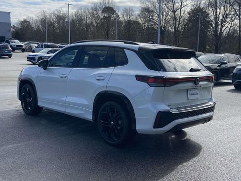 New 2026 Volkswagen Tiguan SE R-Line FWD image 5