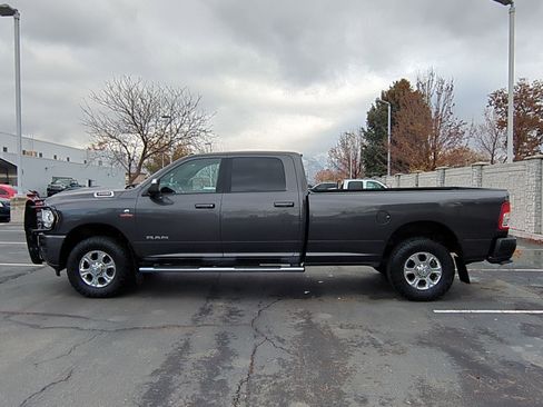 Used 2019 RAM 3500 Big Horn image 9