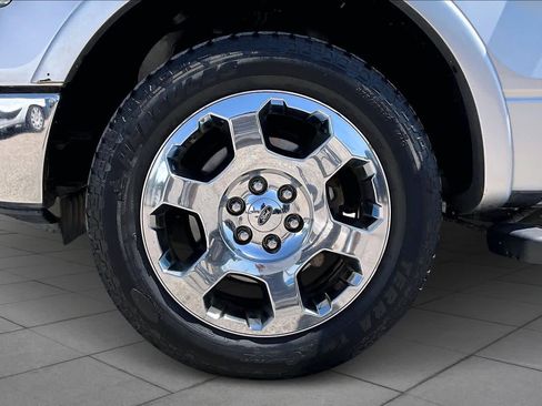 Used 2010 Ford F150 Lariat image 9