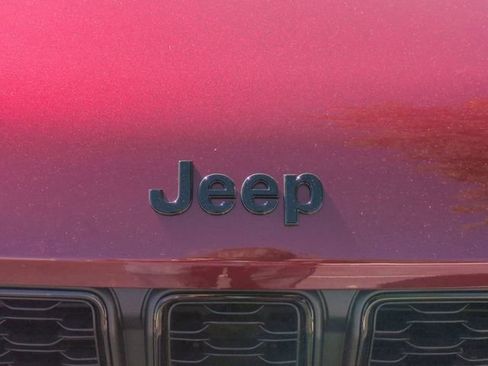 New 2025 Jeep Grand Cherokee L Altitude image 42