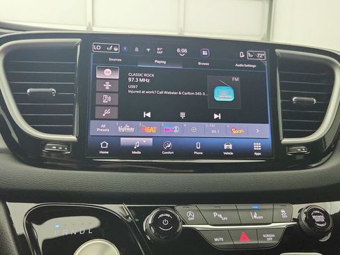 New 2027 Chrysler Pacifica LX FWD image 23