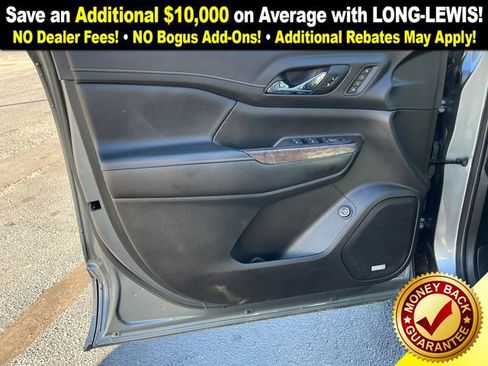 Used 2021 GMC Acadia Denali w/ Denali Ultimate Package image 14