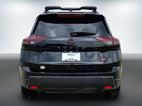Used 2026 Nissan Rogue SV AWD/4WD image 4