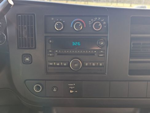 Used 2012 Chevrolet Express 3500 LT w/ LT Preferred Equipment Group image 25