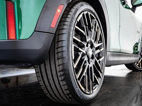 Certified 2025 MINI Cooper S image 38