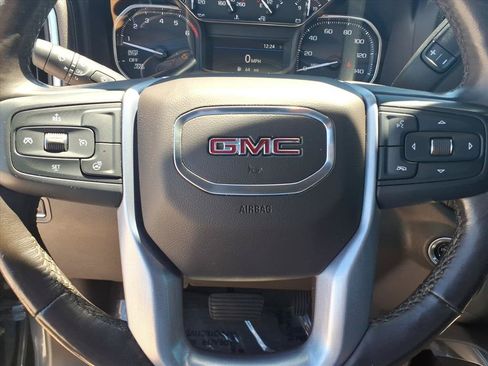 Used 2019 GMC Sierra 1500 SLT w/ SLT Premium Package AWD/4WD image 13