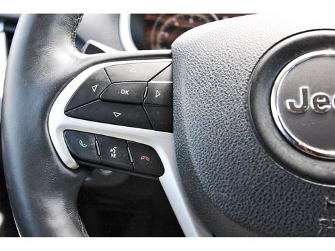 Used 2018 Jeep Cherokee Trailhawk w/ Quick Order Package 25L AWD/4WD image 17