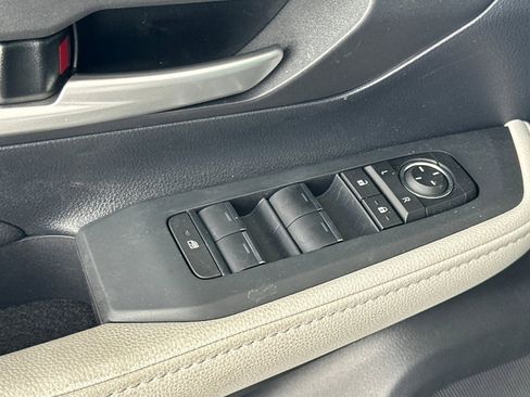Used 2026 Toyota Grand Highlander AWD Hybrid image 13