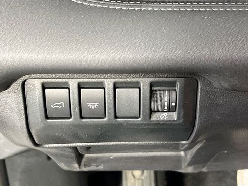 Used 2023 Subaru Ascent Limited AWD/4WD image 10