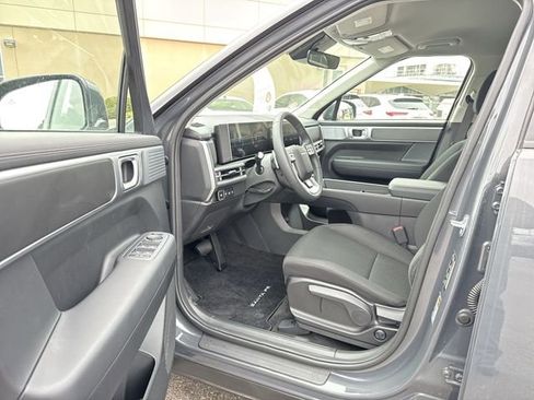 New 2026 Hyundai Santa Fe SE AWD/4WD image 17