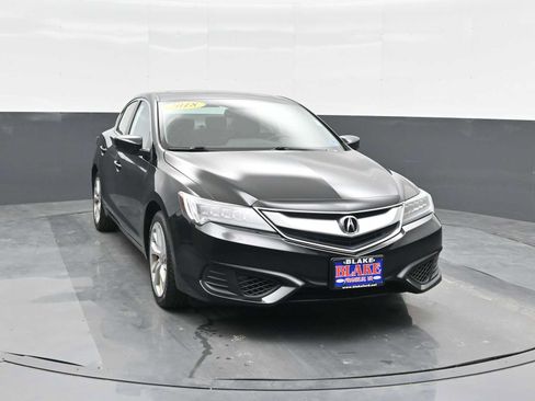Used 2018 Acura ILX FWD image 2