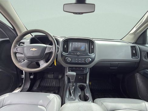 Used 2017 Chevrolet Colorado W/T RWD image 37
