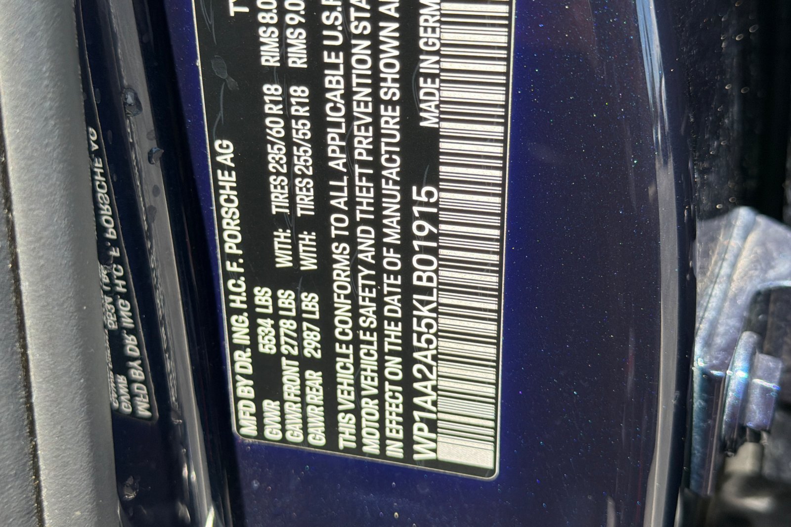 Used 2019 Porsche Macan AWD/4WD image 30