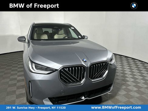 New 2026 BMW X3 xDrive30 w/ Premium Package image 1