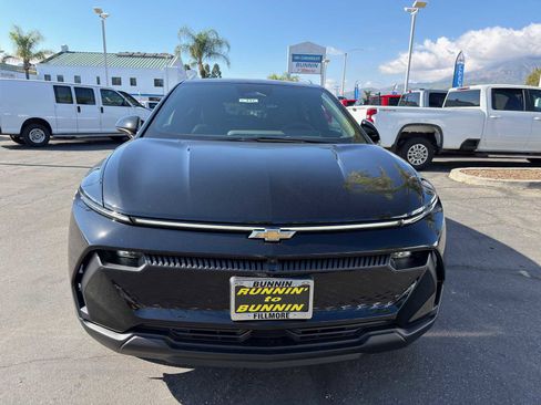 New 2026 Chevrolet Equinox EV LT image 3