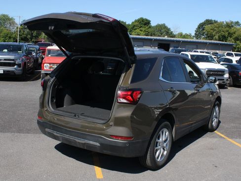 Used 2024 Chevrolet Equinox LT AWD/4WD image 6