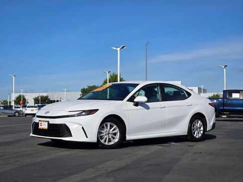 Certified 2025 Toyota Camry LE FWD image 12