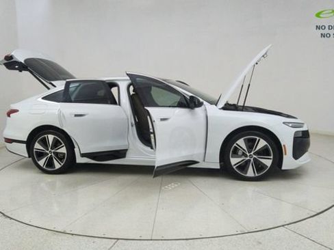 Used 2025 Audi A6 e-tron Premium Plus w/ Premium Plus AWD/4WD image 73