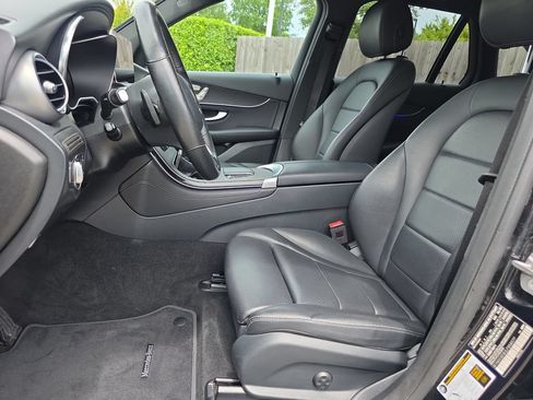 Certified 2020 Mercedes-Benz GLC 300 image 10