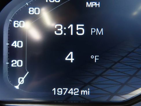 Used 2025 GMC Sierra 2500 AT4 w/ AT4 Premium Plus Package image 12