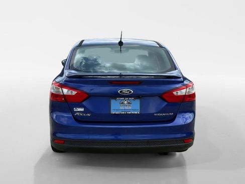 Used 2014 Ford Focus Titanium FWD image 4