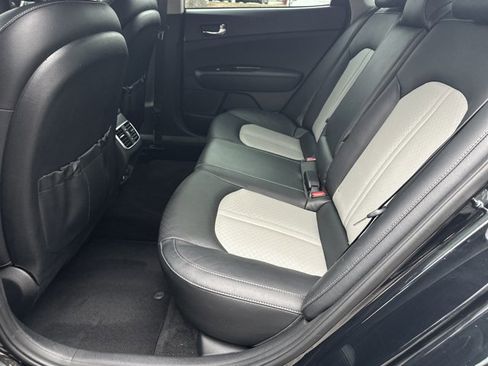 Used 2020 Kia Optima Premium image 25
