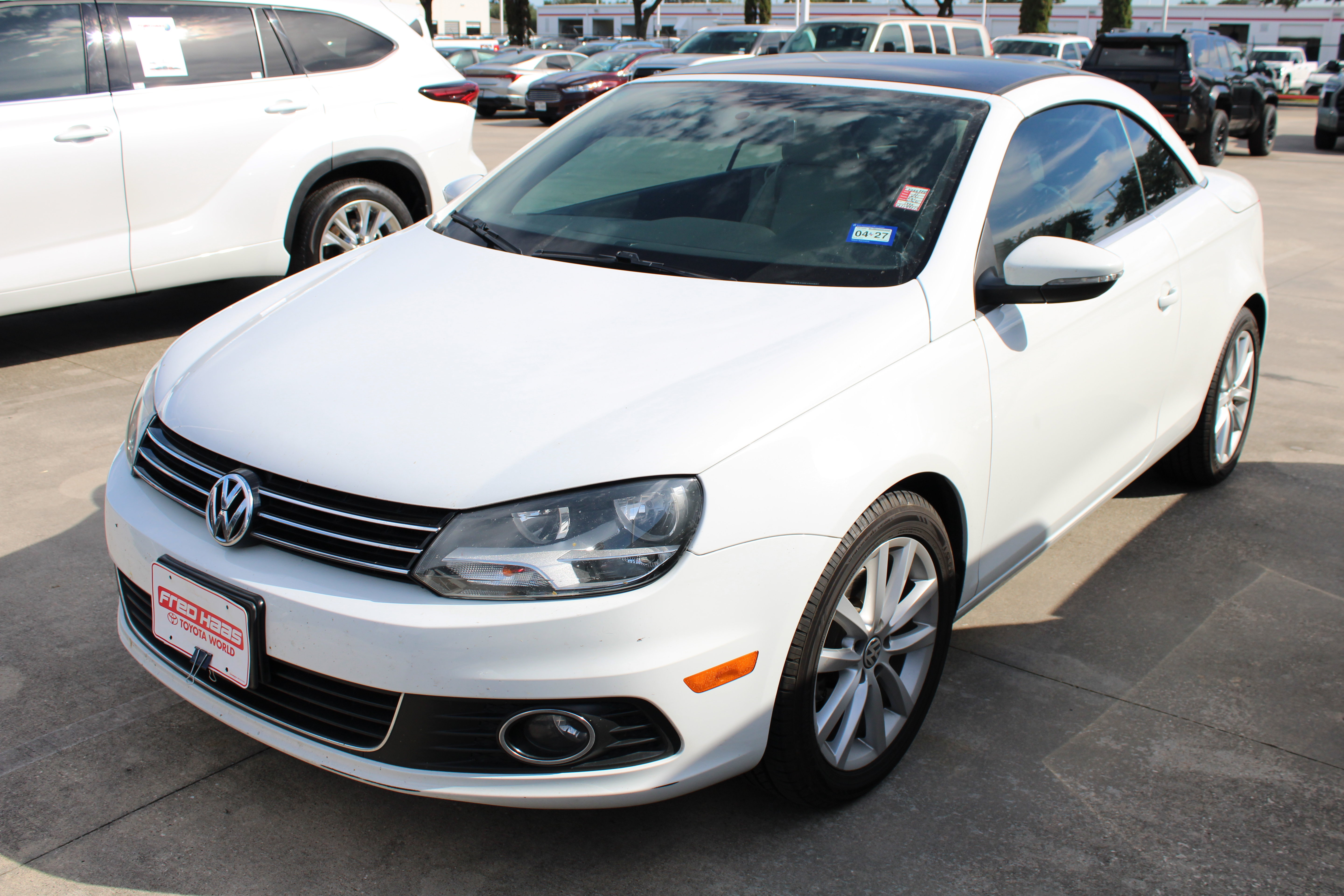 Used 2015 Volkswagen Eos Komfort FWD image 4