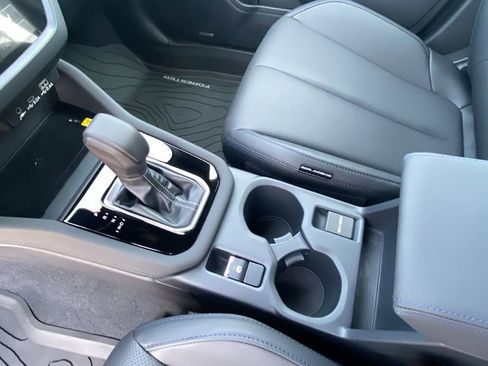 Used 2025 Subaru Forester Limited image 22