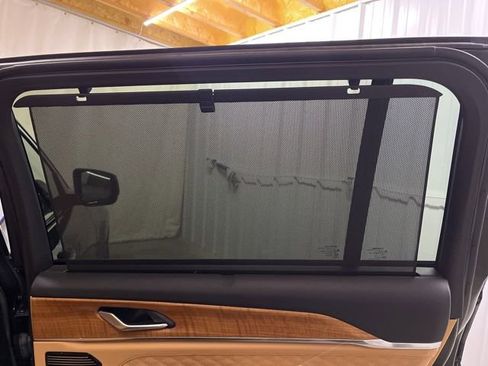 Used 2021 Jeep Grand Cherokee L Summit image 25