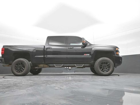 Used 2016 Chevrolet Silverado 2500 LT w/ Midnight Edition AWD/4WD image 35