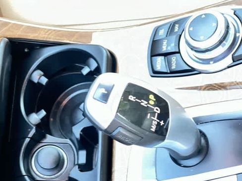 Used 2013 BMW 535i Sedan RWD image 16