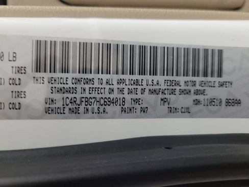 Used 2017 Jeep Grand Cherokee Limited AWD/4WD image 33