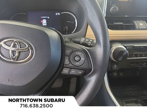 Used 2024 Toyota RAV4 LE AWD/4WD image 16