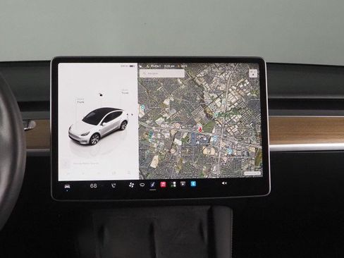 Used 2023 Tesla Model Y Long Range AWD/4WD image 22