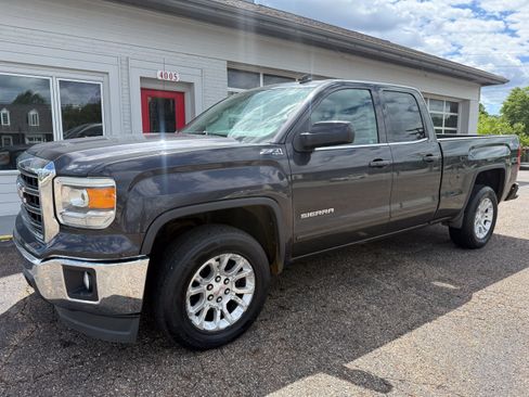 Used 2014 GMC Sierra 1500 SLE w/ SLE Value Package AWD/4WD image 1