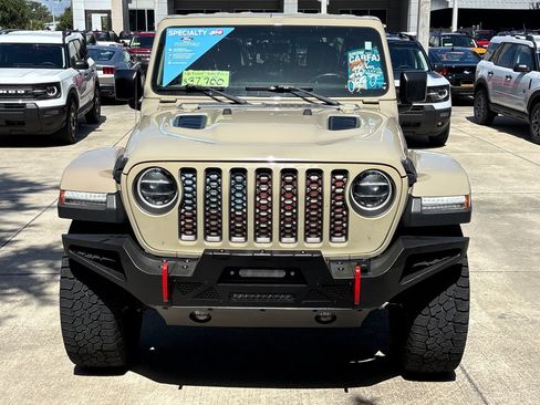 Used 2022 Jeep Gladiator Rubicon w/ LED Lighting Group AWD/4WD image 10