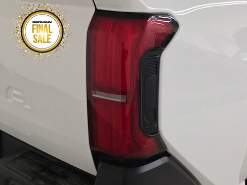 Used 2024 Toyota Tacoma SR image 13