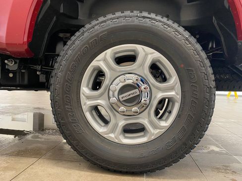 New 2026 Ford F250 XLT w/ FX4 Off-Road Package AWD/4WD image 17