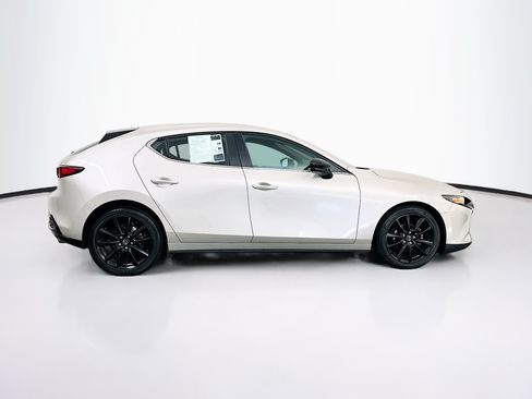 Used 2024 MAZDA MAZDA3 s FWD image 10