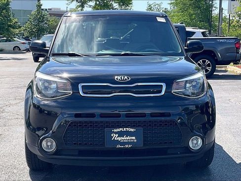 Used 2016 Kia Soul + FWD image 2