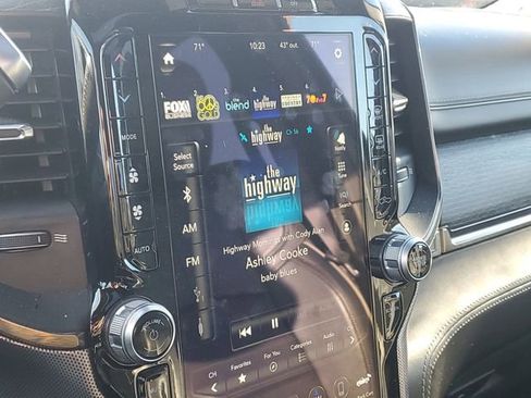 Used 2019 RAM 3500 Limited image 17