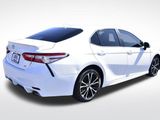 Used 2020 Toyota Camry SE image 5
