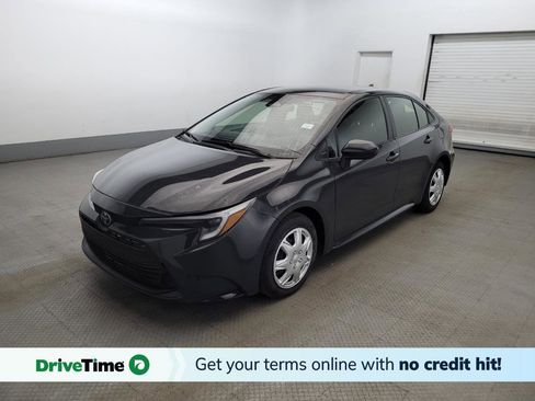 Used 2023 Toyota Corolla LE FWD image 1