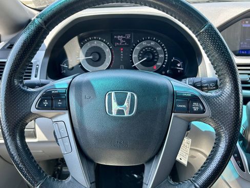 Used 2012 Honda Odyssey EX-L image 19