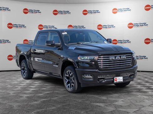 New 2026 RAM 1500 Laramie AWD/4WD image 3