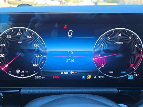 Certified 2025 Mercedes-Benz GLA 250 image 23