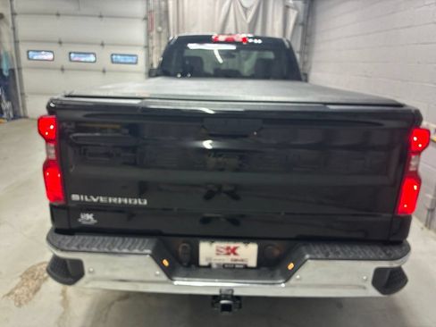 Used 2020 Chevrolet Silverado 1500 W/T w/ WT Value Package AWD/4WD image 18