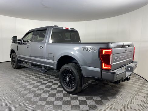 Used 2022 Ford F350 Lariat w/ Black Appearance Package AWD/4WD image 4