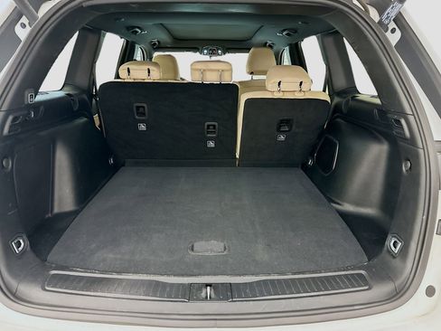 Used 2023 Jeep Grand Cherokee 4WD 4xe w/ Luxury Tech Group II image 31