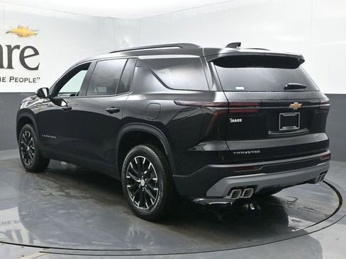 New 2026 Chevrolet Traverse LT w/ Sun and Wheel Package image 15